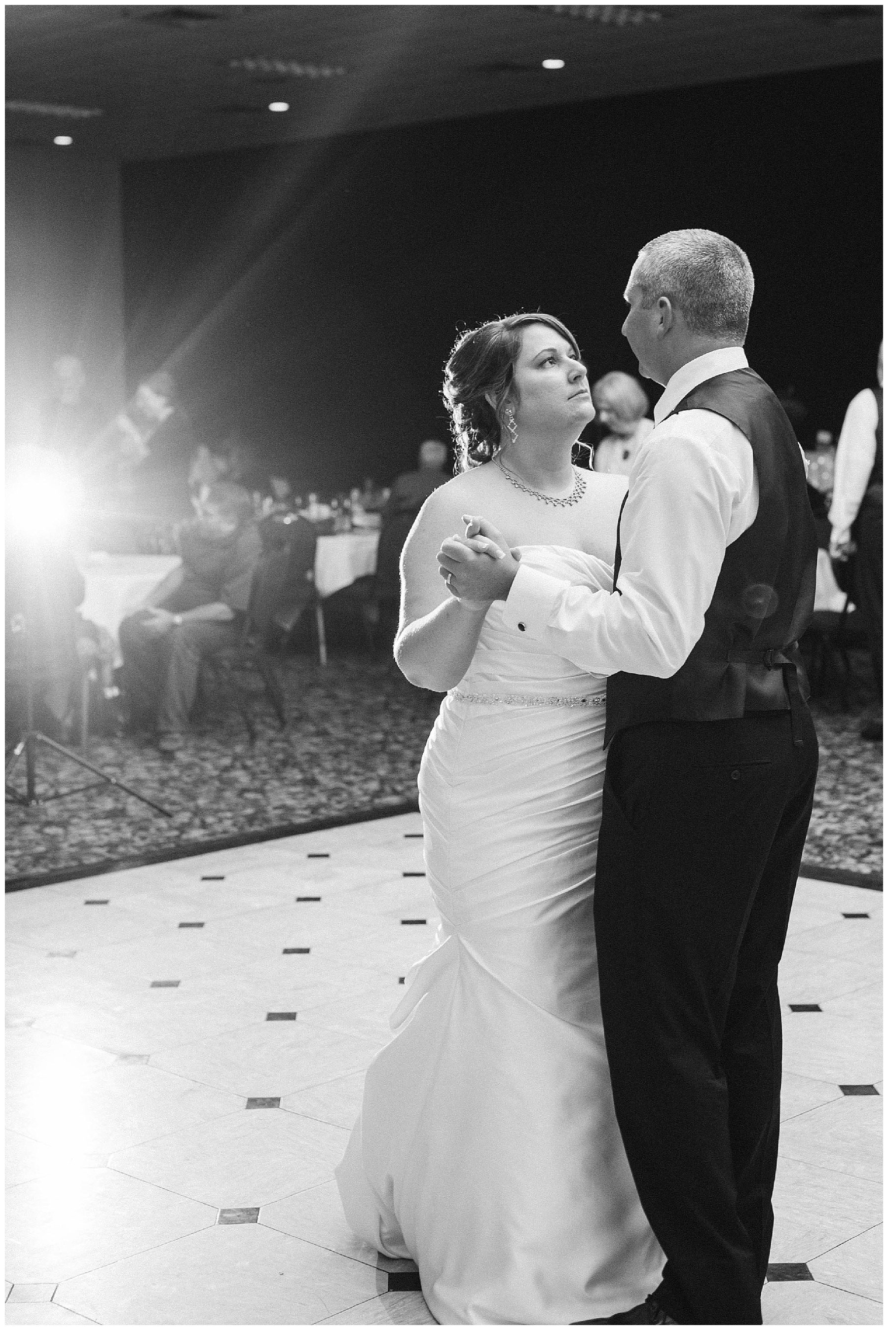 Minneapolis Wedding Photographer